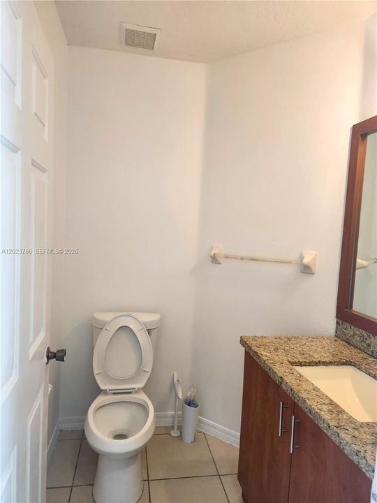 For Rent: $3,900 (4 beds, 2 baths, 2185 Square Feet)