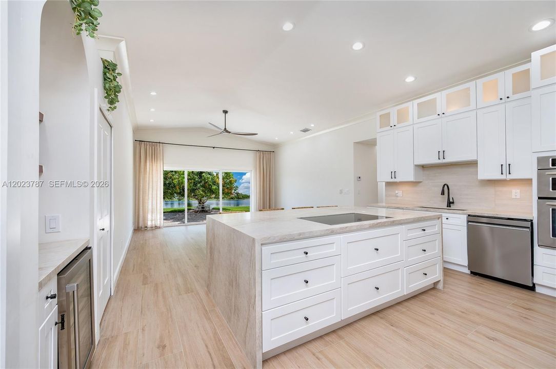Active With Contract: $779,000 (3 beds, 2 baths, 1876 Square Feet)