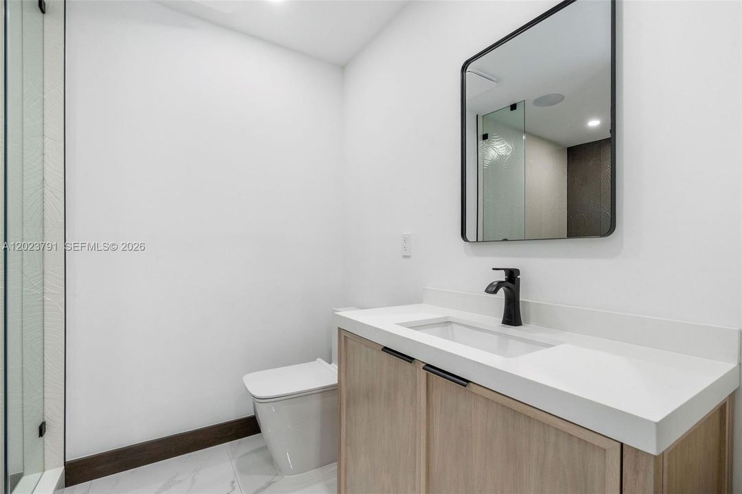 For Sale: $6,600,000 (5 beds, 3 baths, 2752 Square Feet)