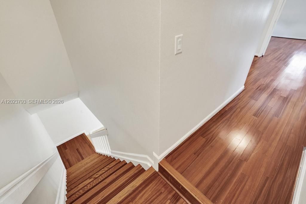 For Rent: $4,100 (4 beds, 2 baths, 2107 Square Feet)