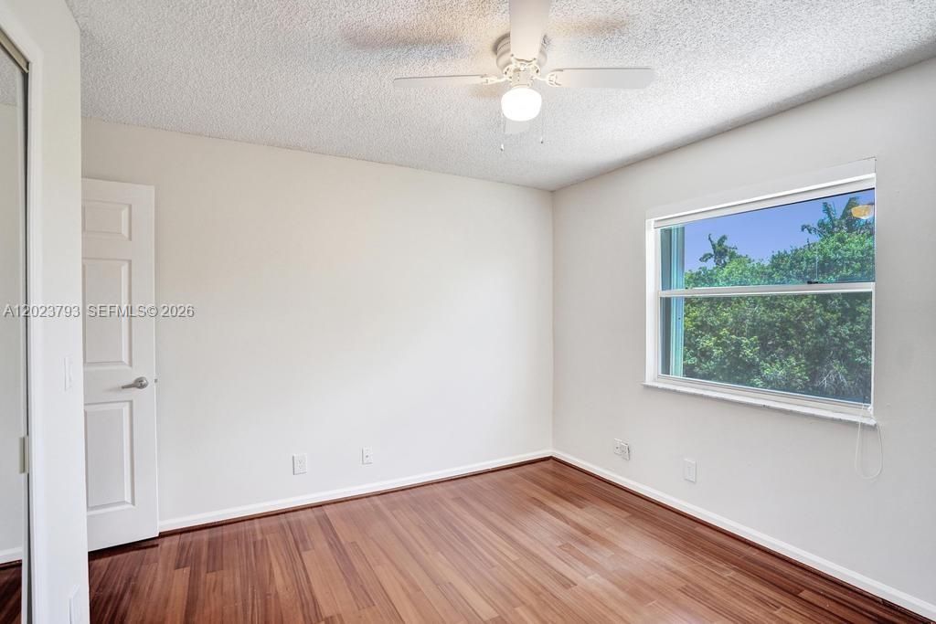 For Rent: $4,100 (4 beds, 2 baths, 2107 Square Feet)