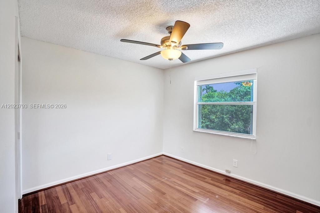 For Rent: $4,100 (4 beds, 2 baths, 2107 Square Feet)
