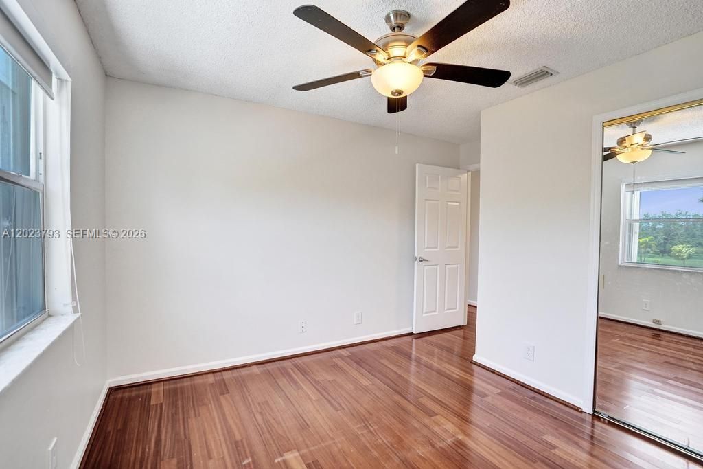 For Rent: $4,100 (4 beds, 2 baths, 2107 Square Feet)