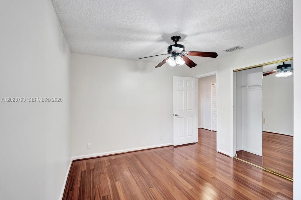For Rent: $4,100 (4 beds, 2 baths, 2107 Square Feet)