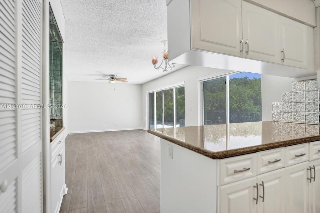 For Rent: $4,100 (4 beds, 2 baths, 2107 Square Feet)