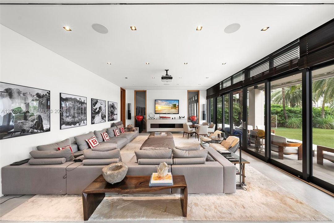 For Sale: $41,995,000 (12 beds, 12 baths, 10802 Square Feet)