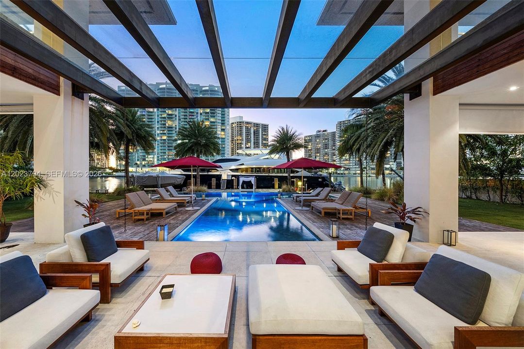 For Sale: $41,995,000 (12 beds, 12 baths, 10802 Square Feet)