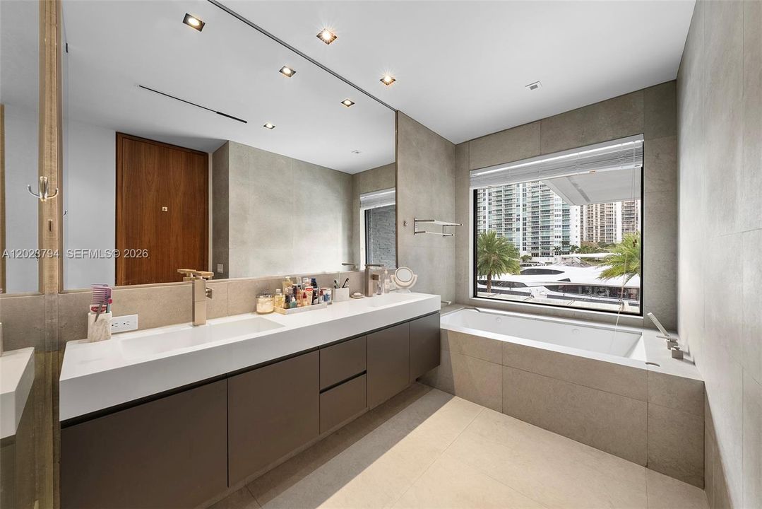 For Sale: $41,995,000 (12 beds, 12 baths, 10802 Square Feet)
