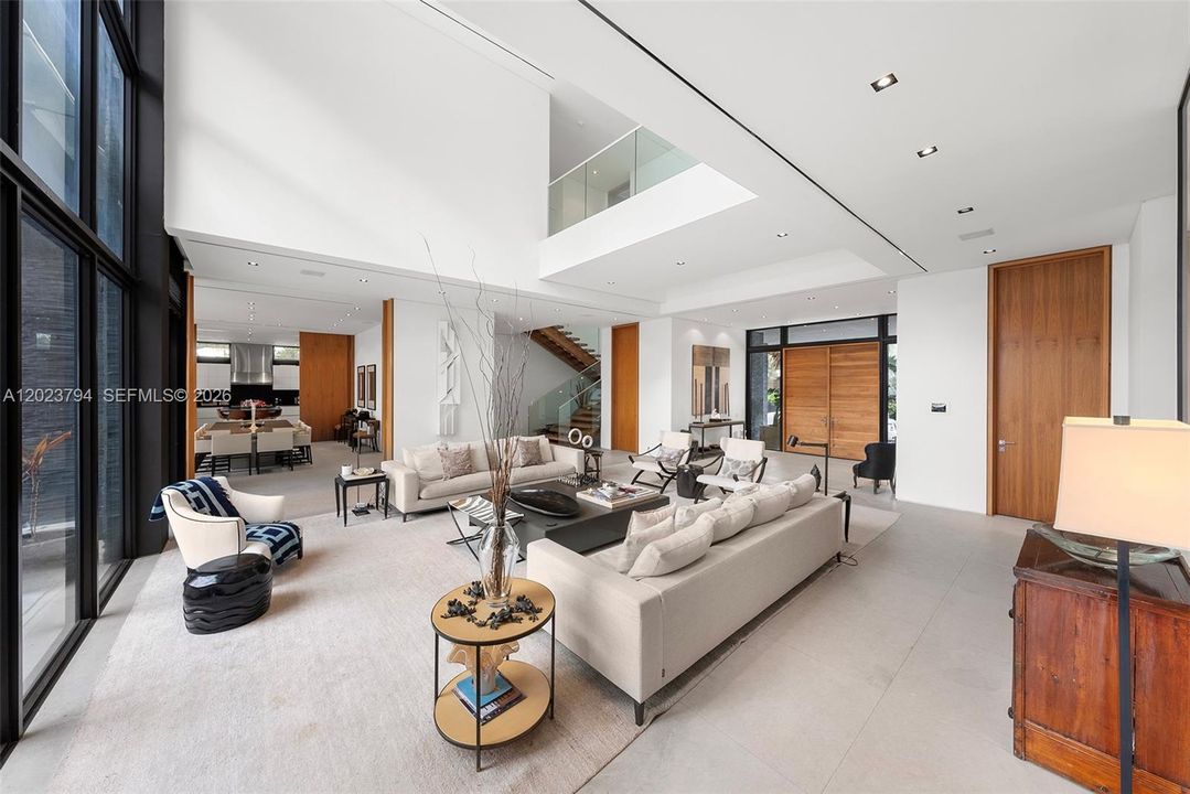 For Sale: $41,995,000 (12 beds, 12 baths, 10802 Square Feet)