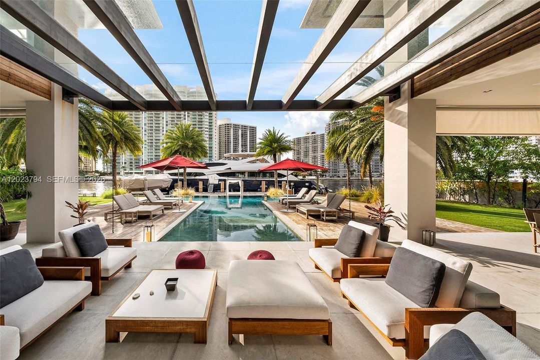 For Sale: $41,995,000 (12 beds, 12 baths, 10802 Square Feet)