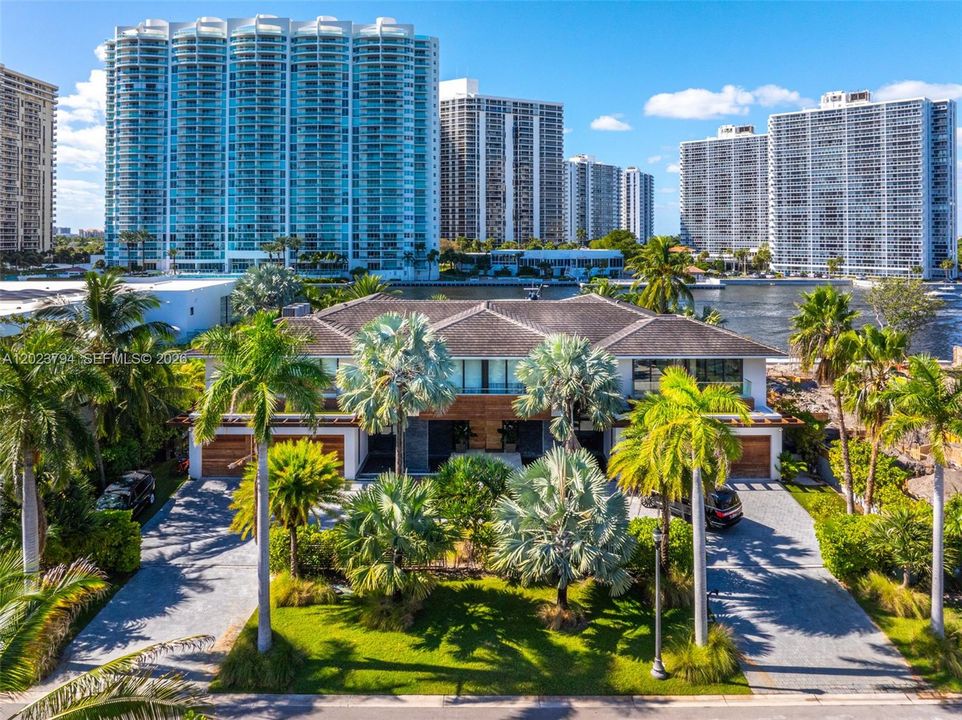 For Sale: $41,995,000 (12 beds, 12 baths, 10802 Square Feet)