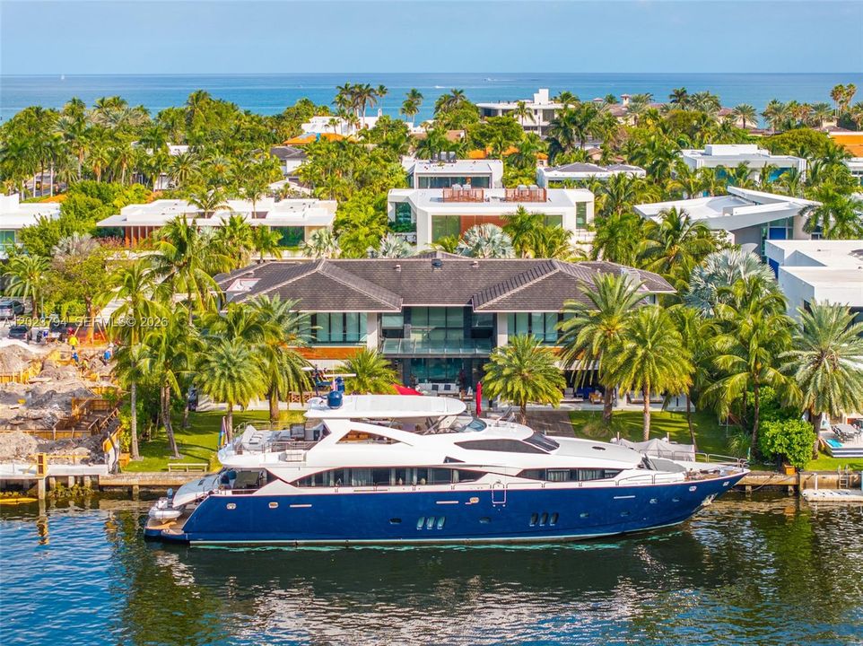 For Sale: $41,995,000 (12 beds, 12 baths, 10802 Square Feet)