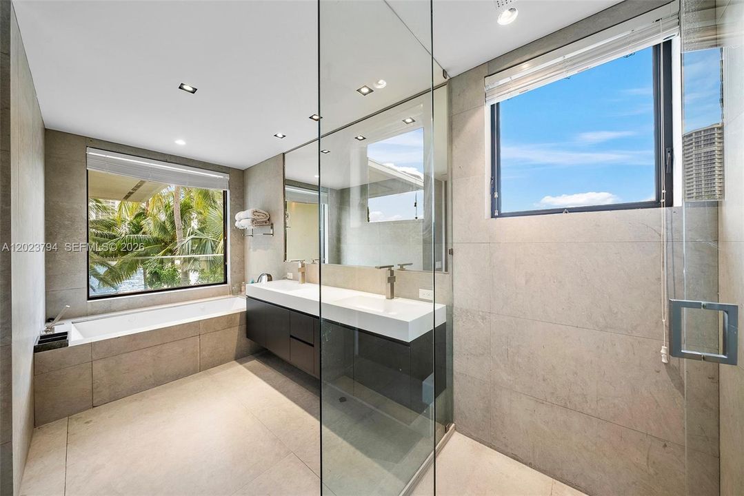 For Sale: $41,995,000 (12 beds, 12 baths, 10802 Square Feet)