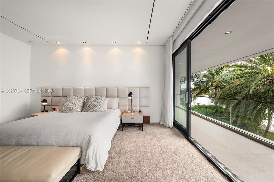 For Sale: $41,995,000 (12 beds, 12 baths, 10802 Square Feet)