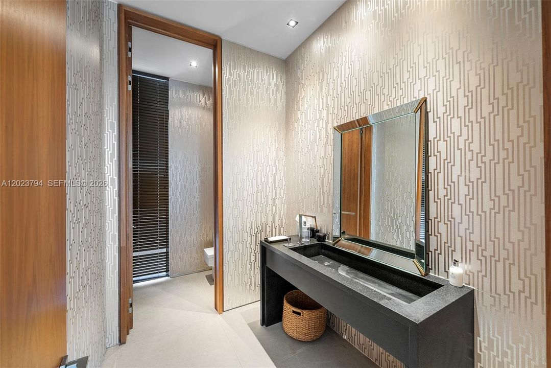 For Sale: $41,995,000 (12 beds, 12 baths, 10802 Square Feet)