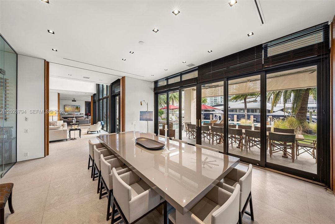 For Sale: $41,995,000 (12 beds, 12 baths, 10802 Square Feet)