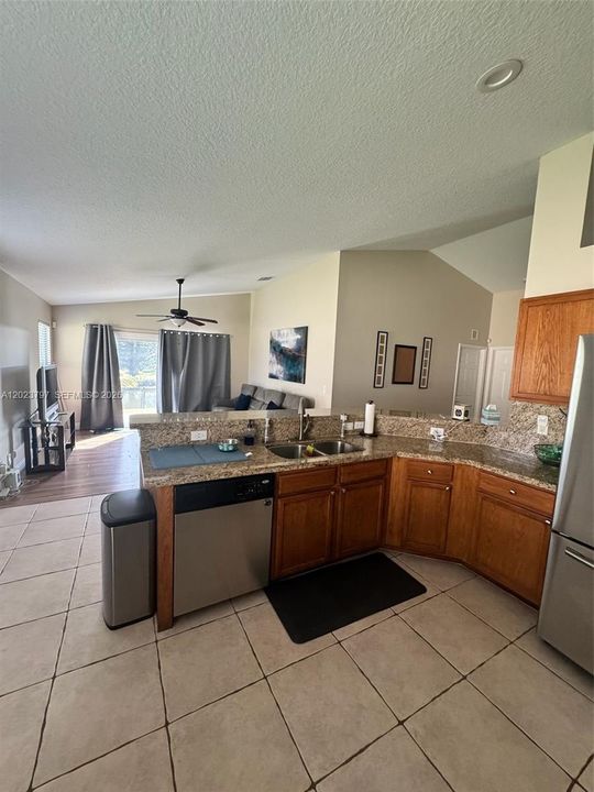 For Rent: $3,500 (4 beds, 2 baths, 0 Square Feet)