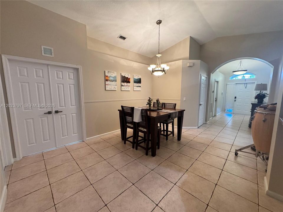 For Rent: $3,500 (4 beds, 2 baths, 0 Square Feet)