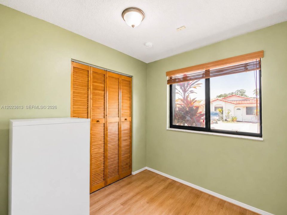 For Sale: $499,999 (3 beds, 2 baths, 1520 Square Feet)