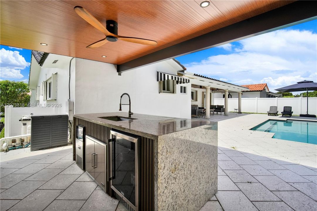 Active With Contract: $5,000 (3 beds, 3 baths, 1798 Square Feet)
