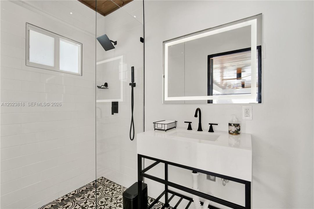 Cabana bath with shower