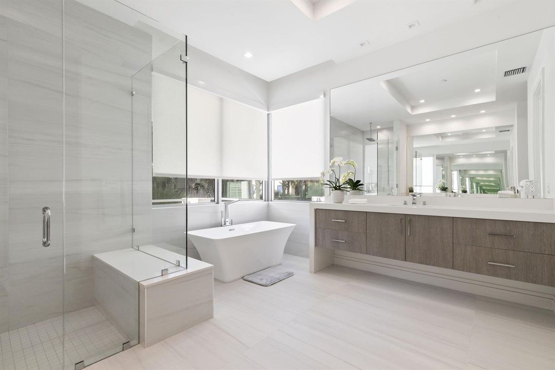 406 PRIMARY BATH 12