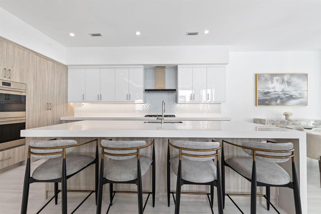 406 KITCHEN 3