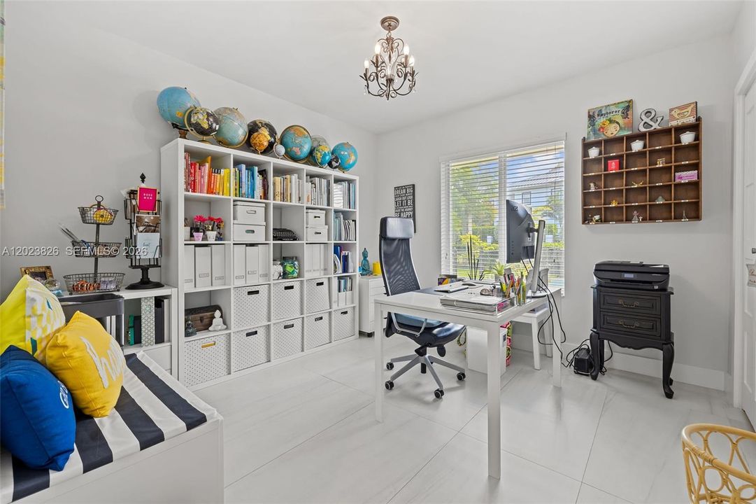 For Sale: $1,750,000 (4 beds, 3 baths, 2634 Square Feet)