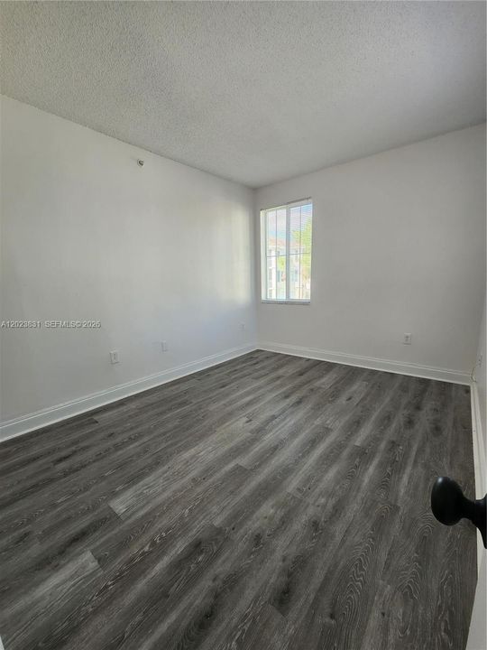 En Renta: $2,700 (3 camas, 2 baños, 1255 Pies cuadrados)