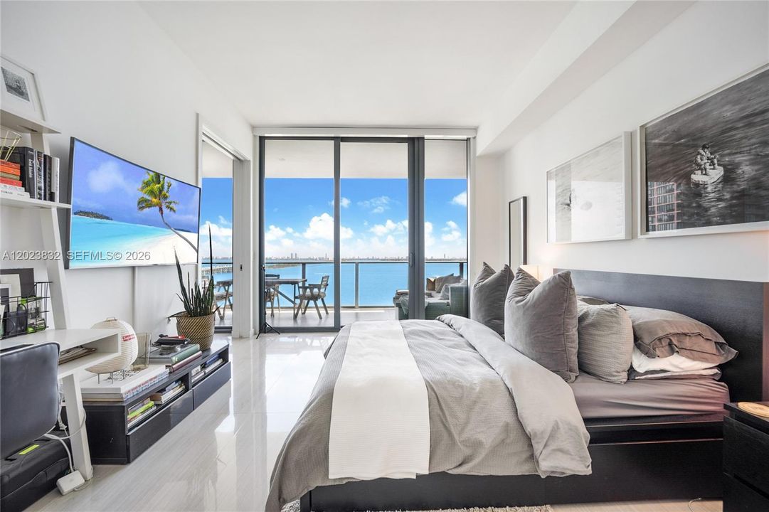 En Venta: $760,000 (1 camas, 2 baños, 940 Pies cuadrados)