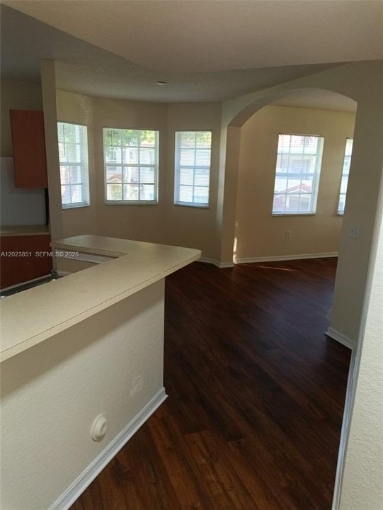 Active With Contract: $2,250 (3 beds, 2 baths, 1553 Square Feet)
