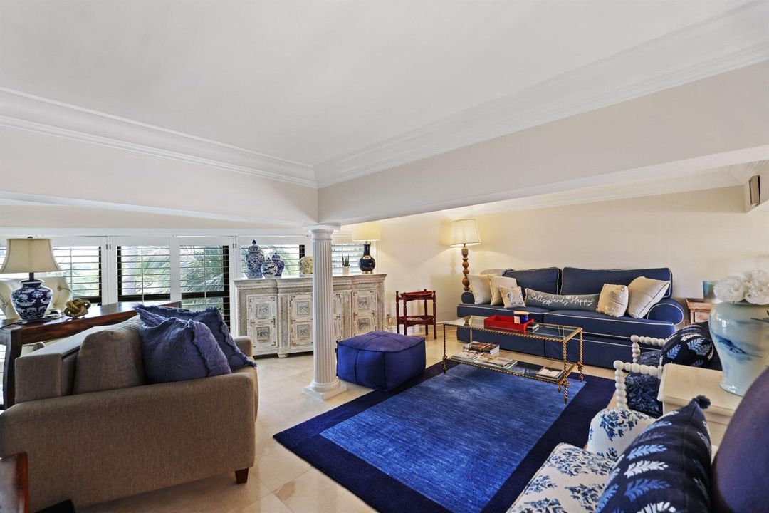 3010 N.E. 49th St. - 52.jpg-SMALL