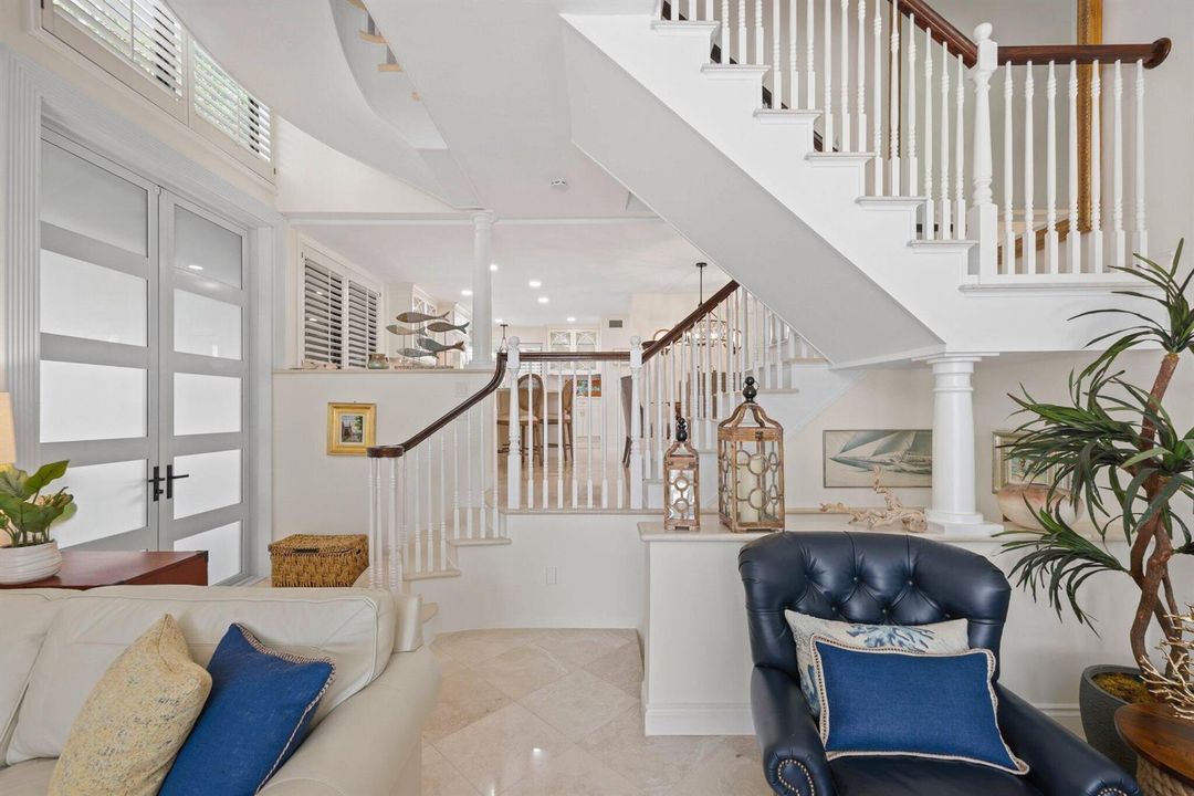 3010 N.E. 49th St. - 16.jpg-SMALL