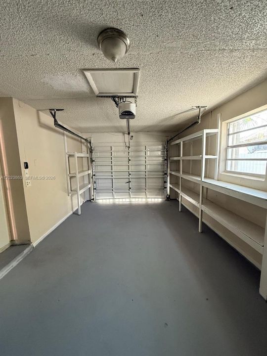 В аренду: $3,000 (3 спален, 2 ванн, 1386 Квадратных фут)