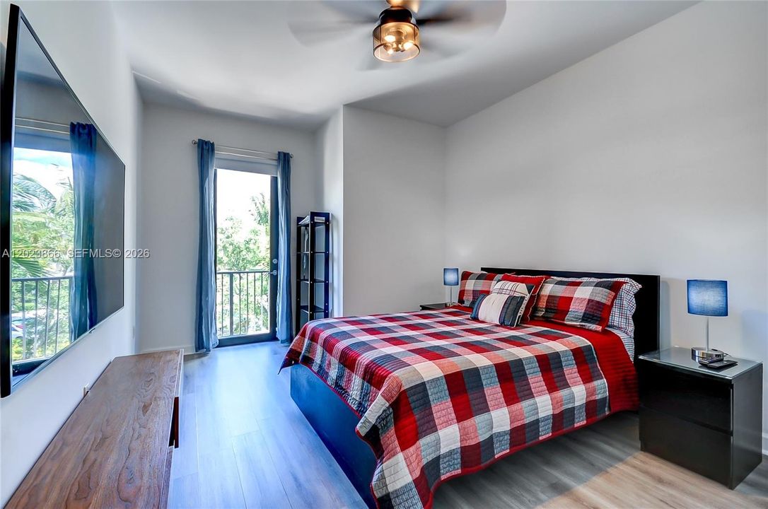 For Sale: $830,000 (4 beds, 3 baths, 2206 Square Feet)