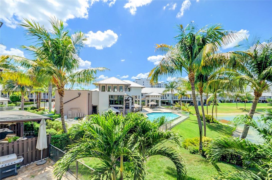 For Sale: $830,000 (4 beds, 3 baths, 2206 Square Feet)