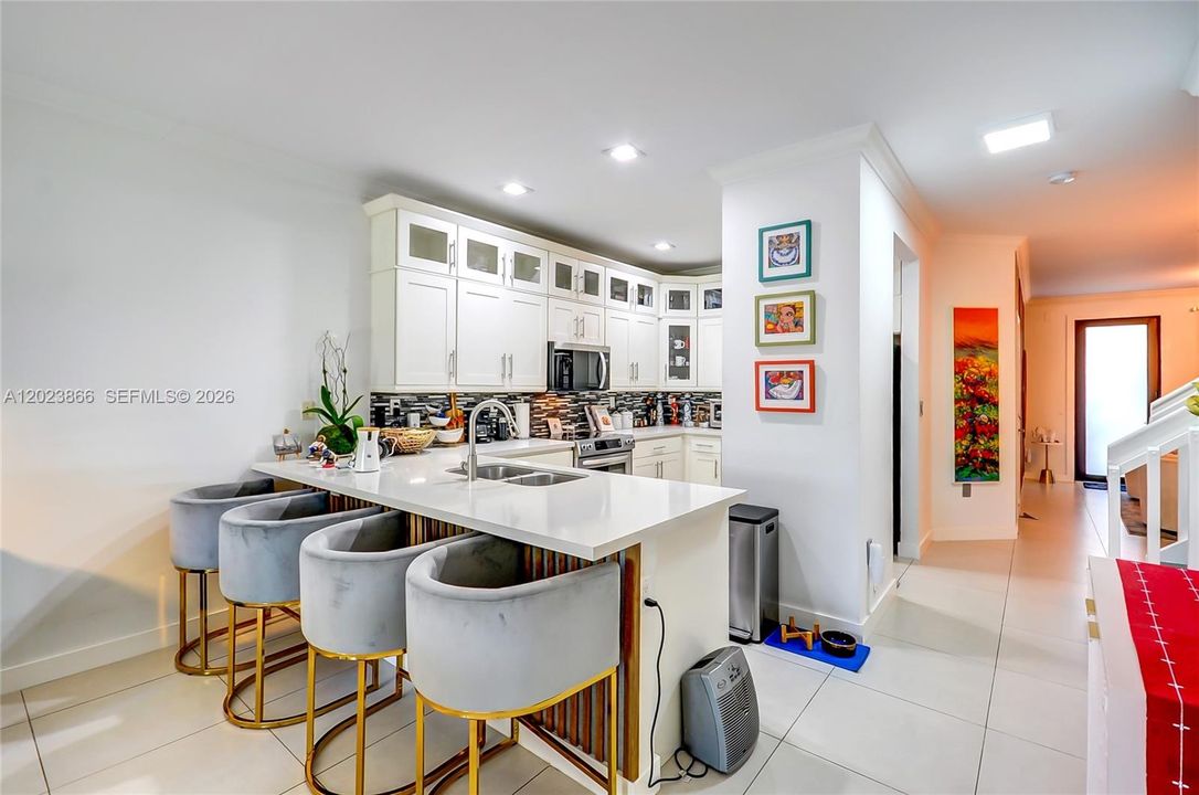For Sale: $830,000 (4 beds, 3 baths, 2206 Square Feet)