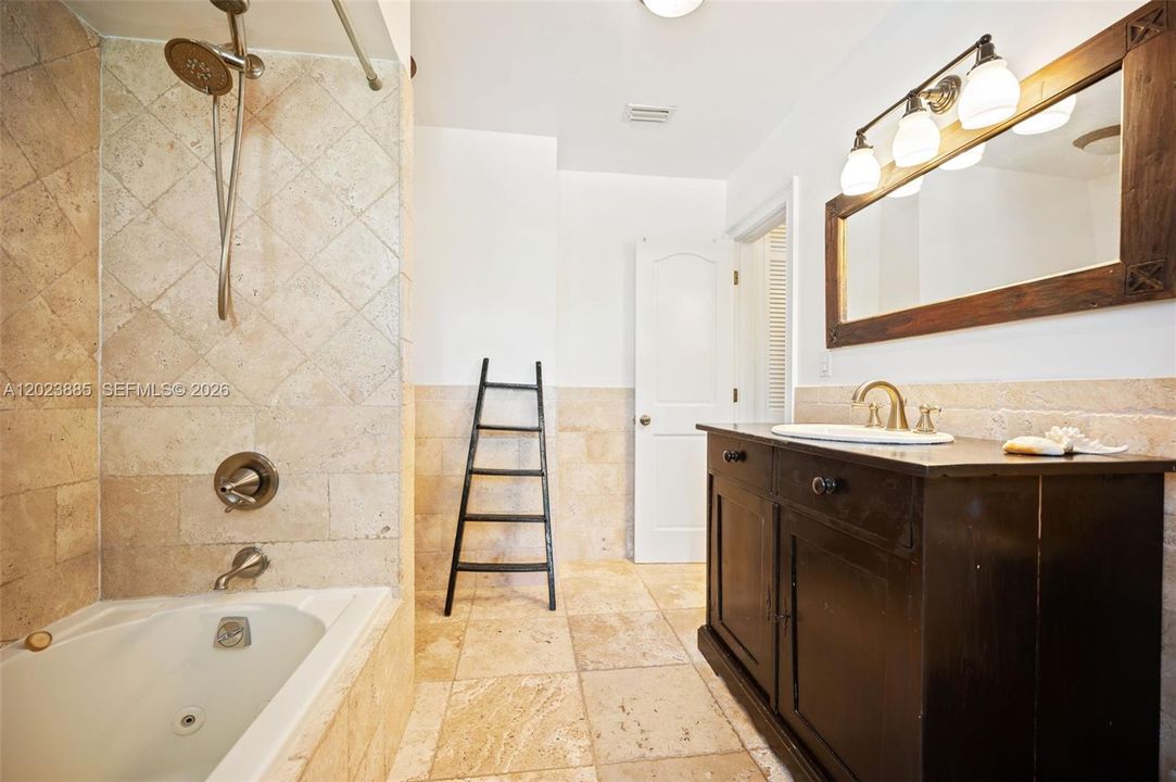 For Sale: $2,375,000 (5 beds, 2 baths, 3669 Square Feet)