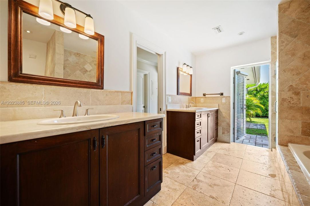 For Sale: $2,375,000 (5 beds, 2 baths, 3669 Square Feet)