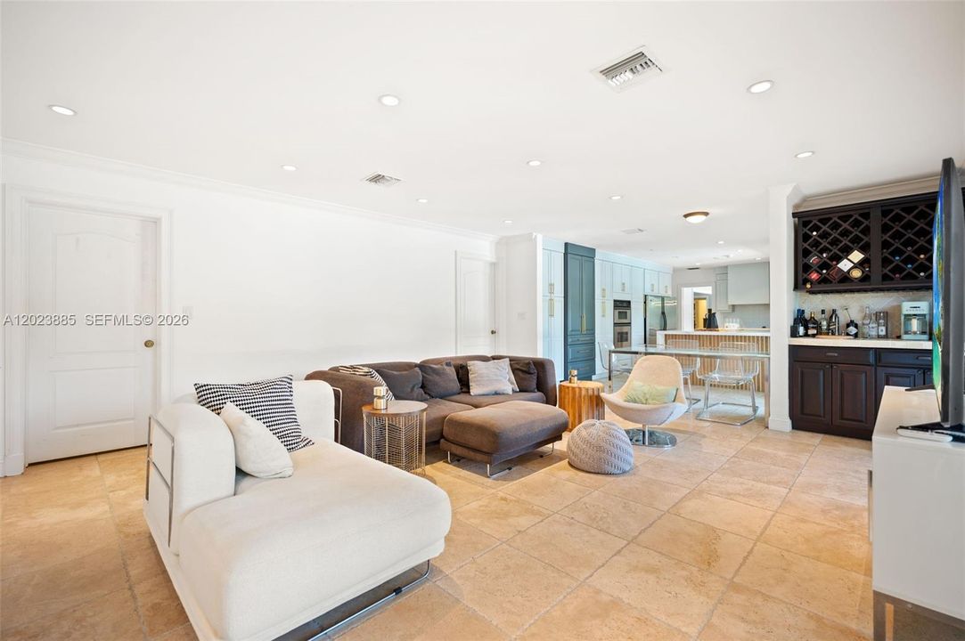 For Sale: $2,375,000 (5 beds, 2 baths, 3669 Square Feet)