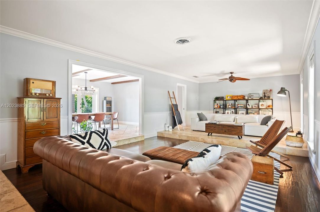 For Sale: $2,375,000 (5 beds, 2 baths, 3669 Square Feet)