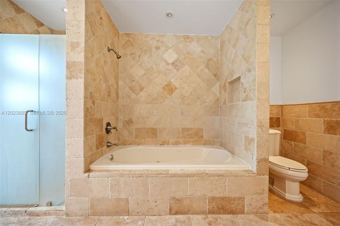 For Sale: $2,375,000 (5 beds, 2 baths, 3669 Square Feet)