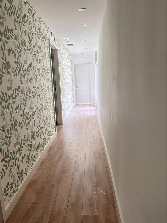For Rent: $21,000 (6 beds, 5 baths, 3498 Square Feet)