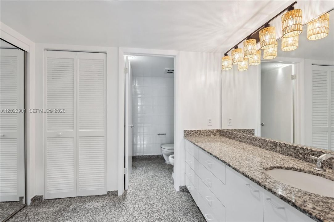 For Rent: $6,000 (2 beds, 2 baths, 1454 Square Feet)