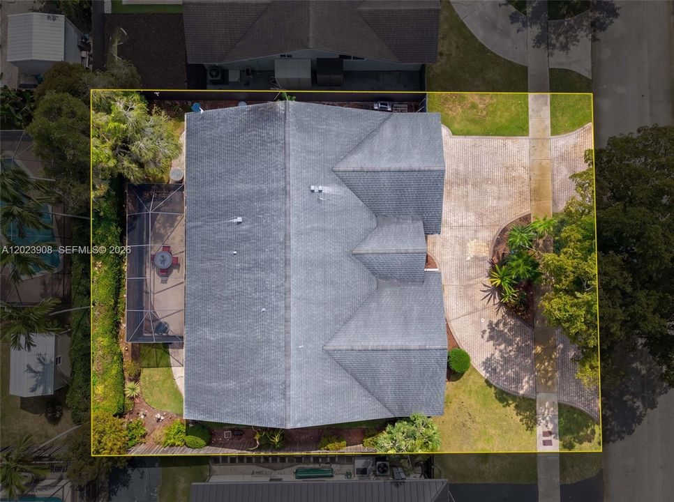 For Sale: $849,000 (4 beds, 2 baths, 2263 Square Feet)