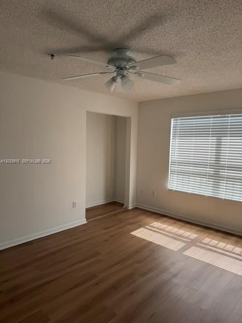 Active With Contract: $1,700 (1 beds, 1 baths, 846 Square Feet)