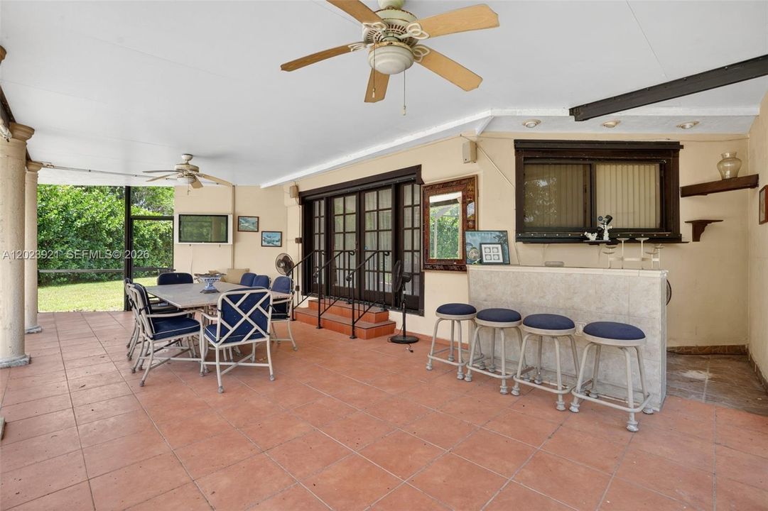 For Sale: $1,800,000 (4 beds, 3 baths, 3348 Square Feet)
