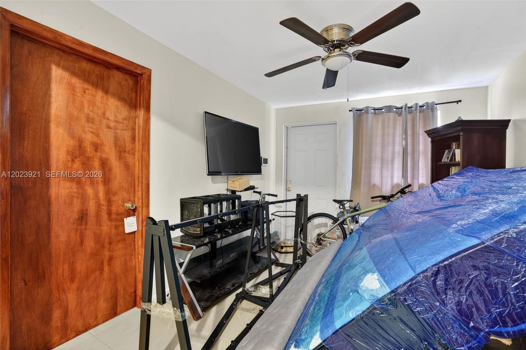 For Sale: $1,800,000 (4 beds, 3 baths, 3348 Square Feet)
