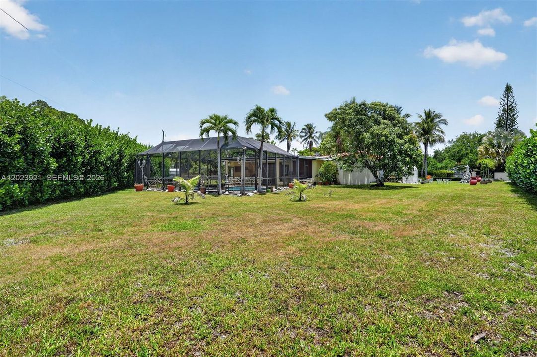 For Sale: $1,800,000 (4 beds, 3 baths, 3348 Square Feet)