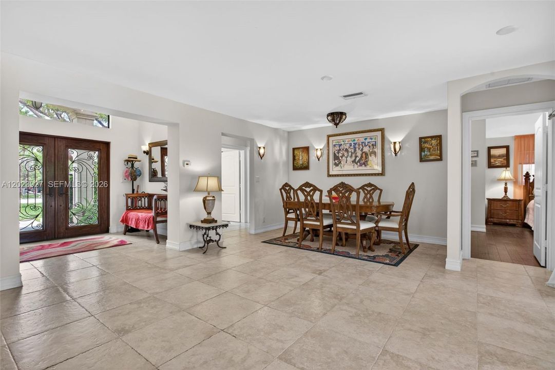 : $1,800,000 (3 beds, 3 baths, 2216 Square Feet)